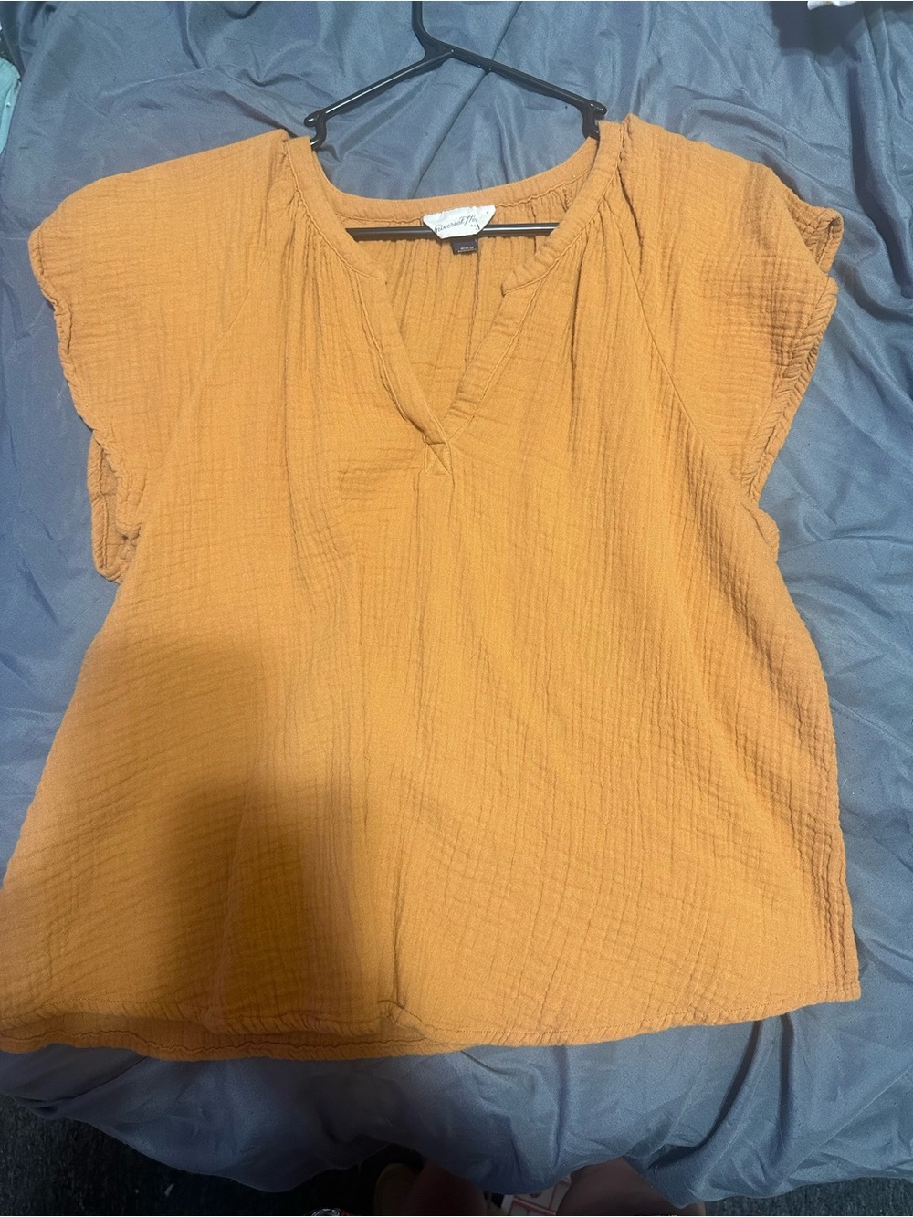 Universal Thread Ochre Gauze V-Neck Short Sleeve Blouse